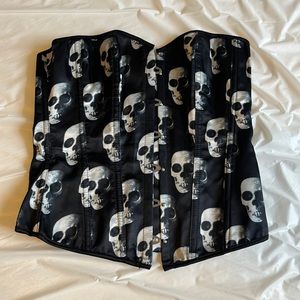 Skull print corset